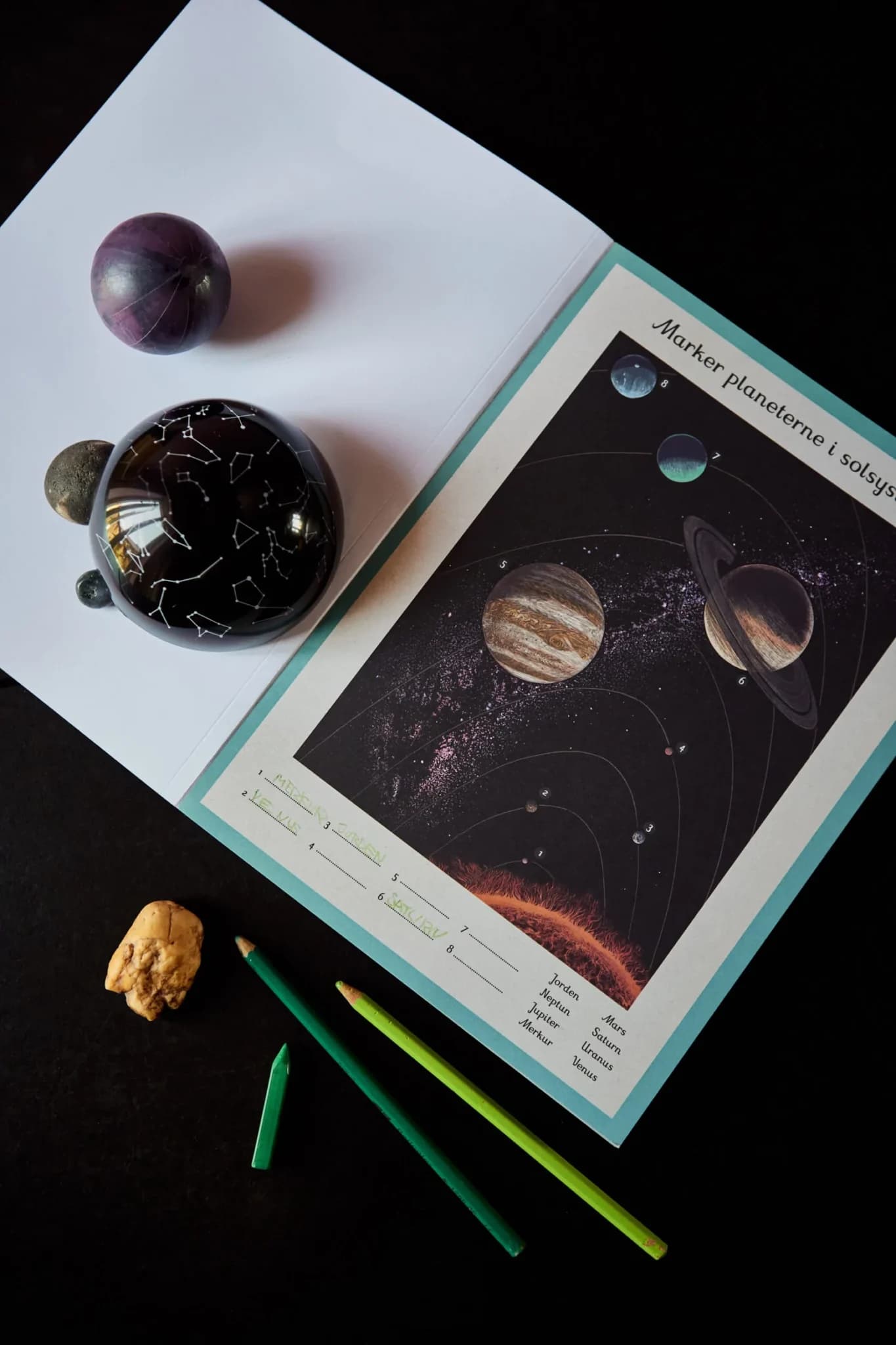 Forlaget Mammut / Planetarium Aktivitetsbog — billede 3